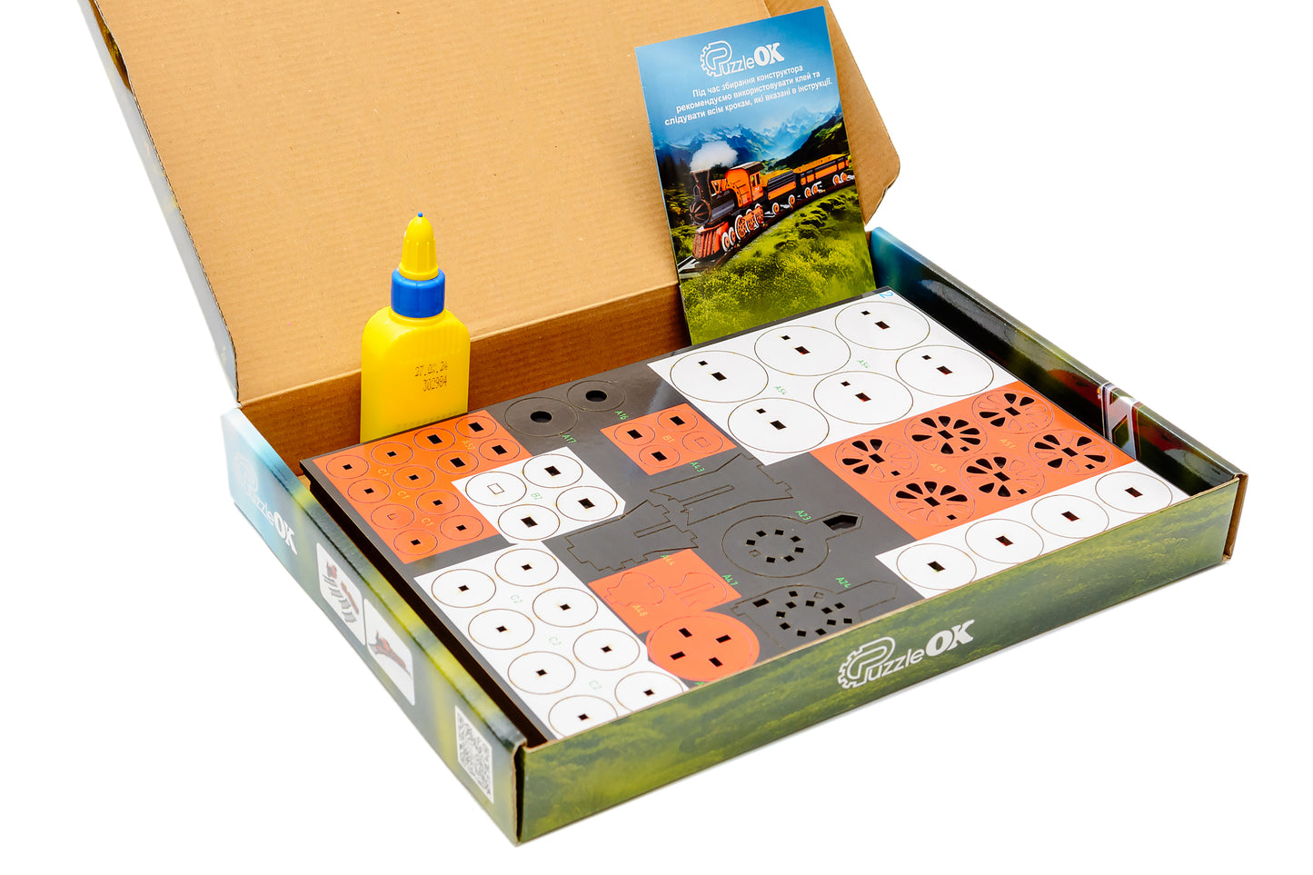 Classic Steam Train – Wooden 3D Model Kit (231 Pieces)