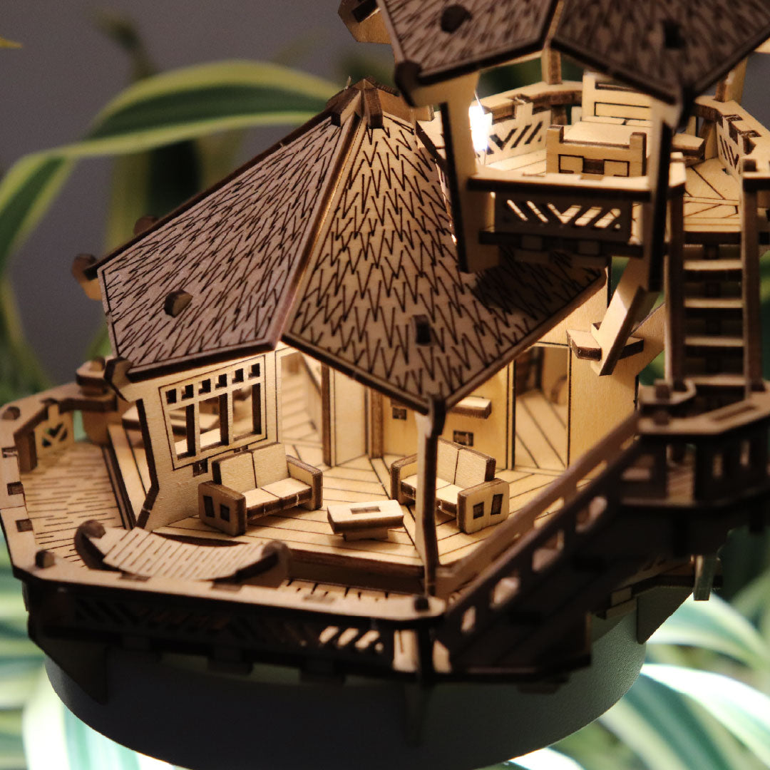 Tiny Treehouses - Island Cabana Grow Light