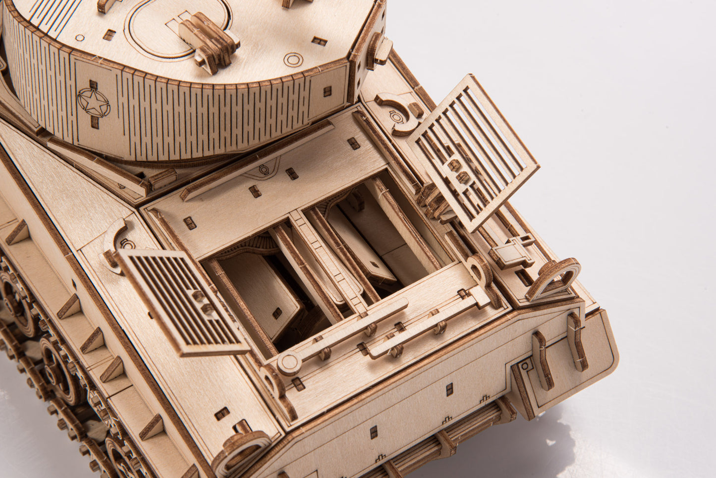 World of Tanks - 3D Wooden puzzle - M4A3E8 Sherman