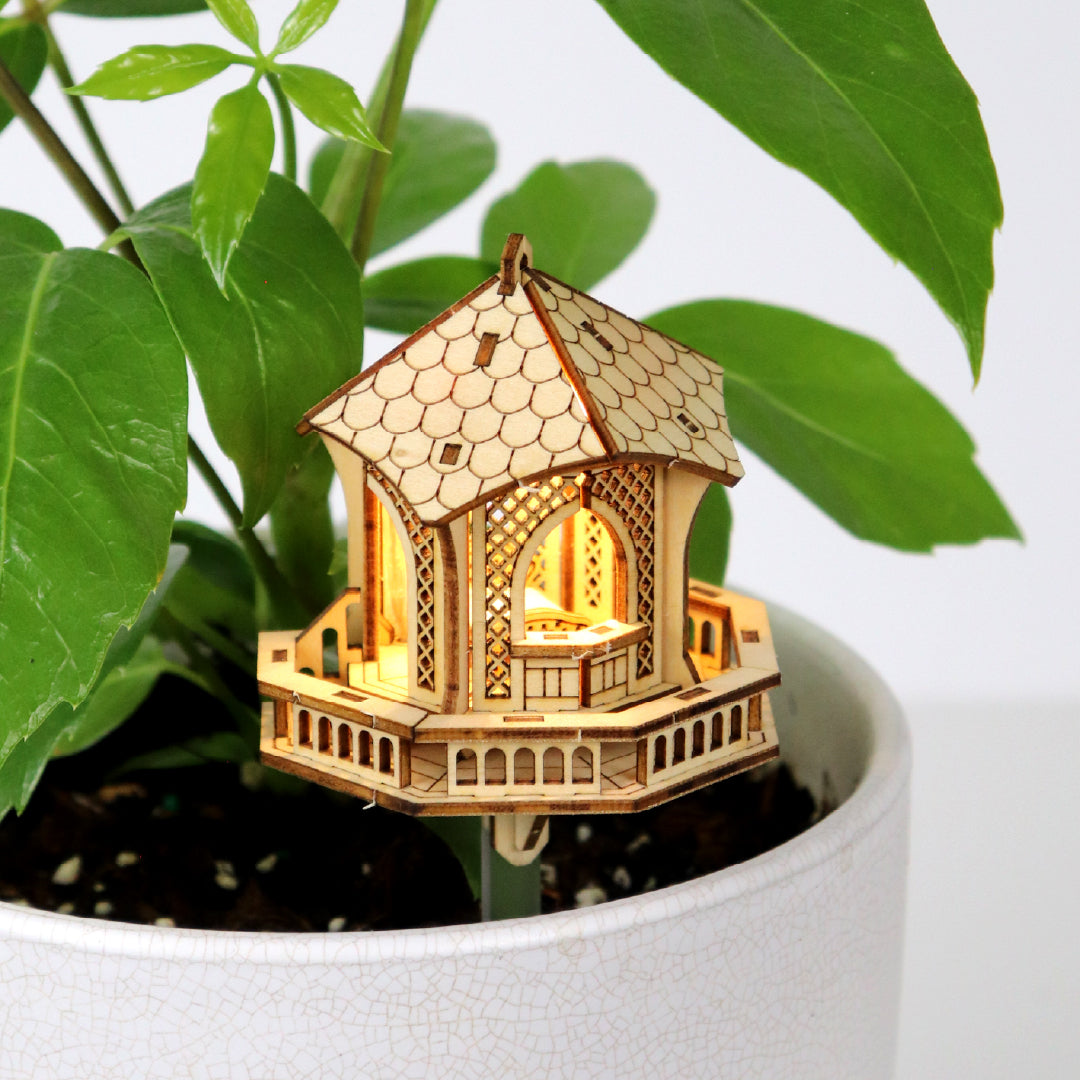 Tiny Treehouses - Twilight Gazebo