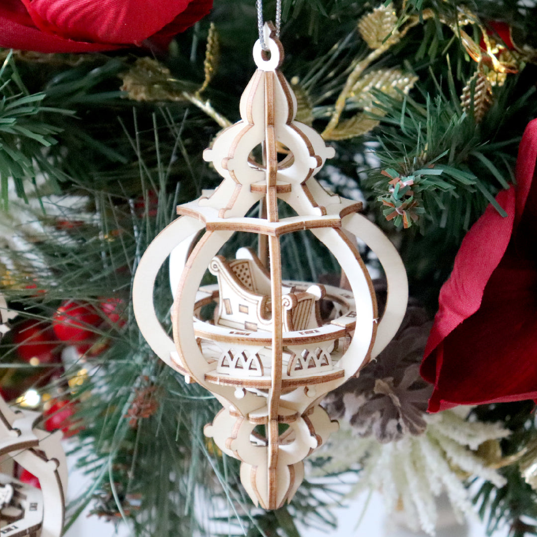 Tiny Treehouses - Happy Holidays