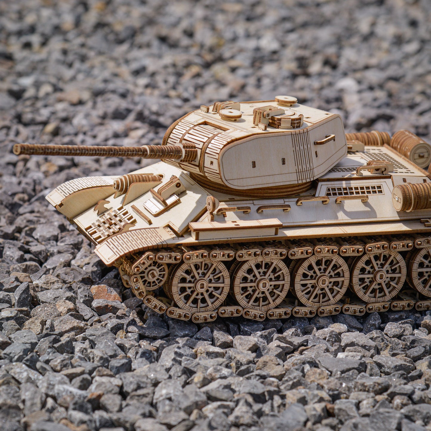World of Tanks - 3D Wooden puzzle - T-34-85 Tank